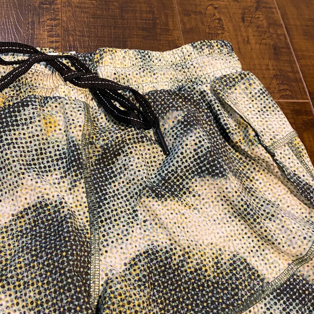 MGP Shorts - Picture 3 of 8